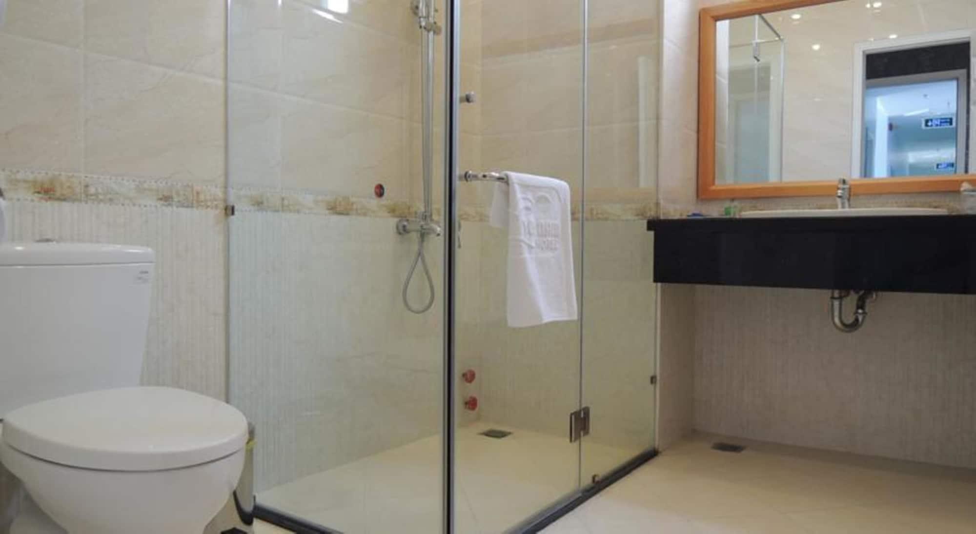 Yen Nam Nguyen Trong Tuyen 3* Ho Chi Minh City