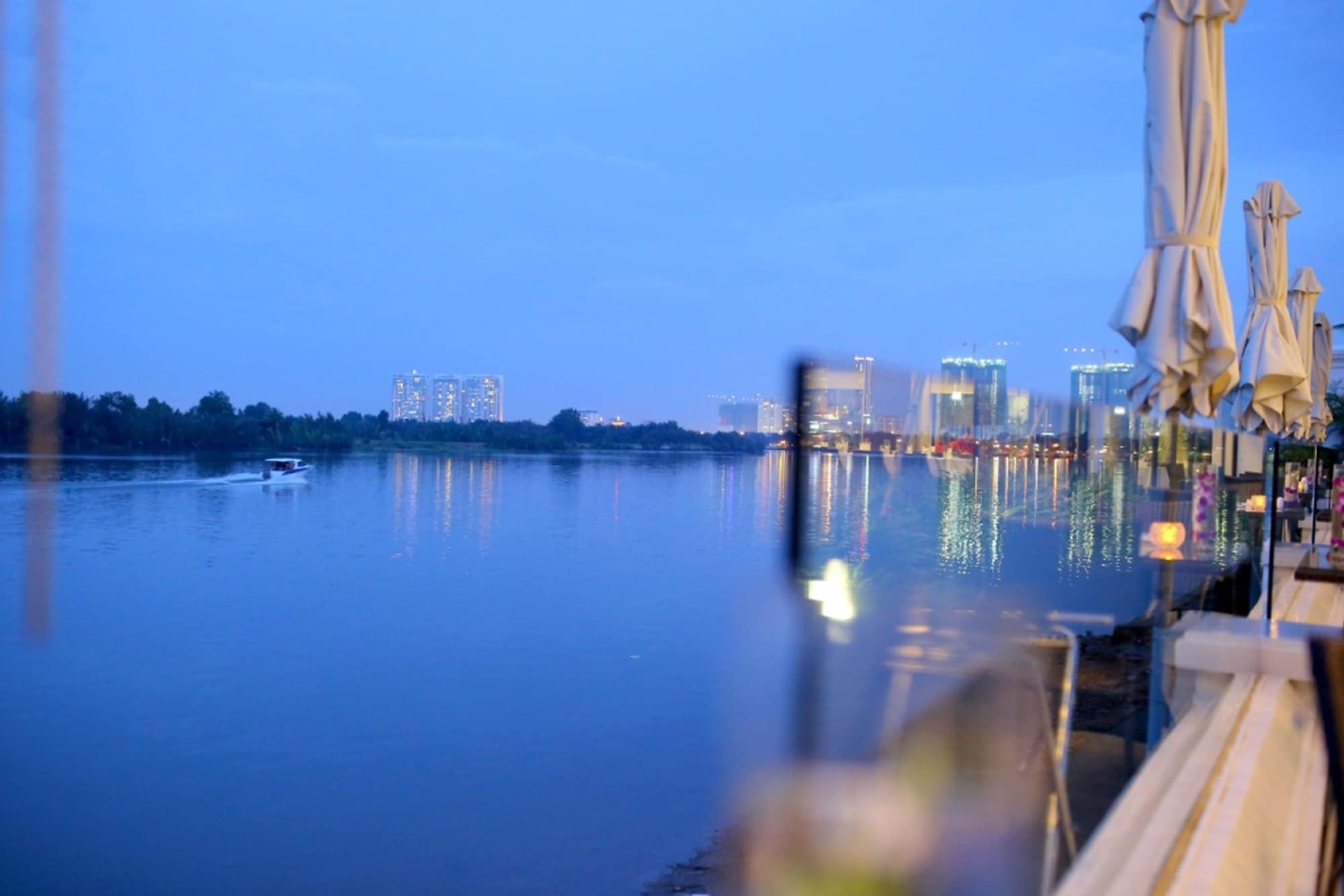 Hotel Song Saigon