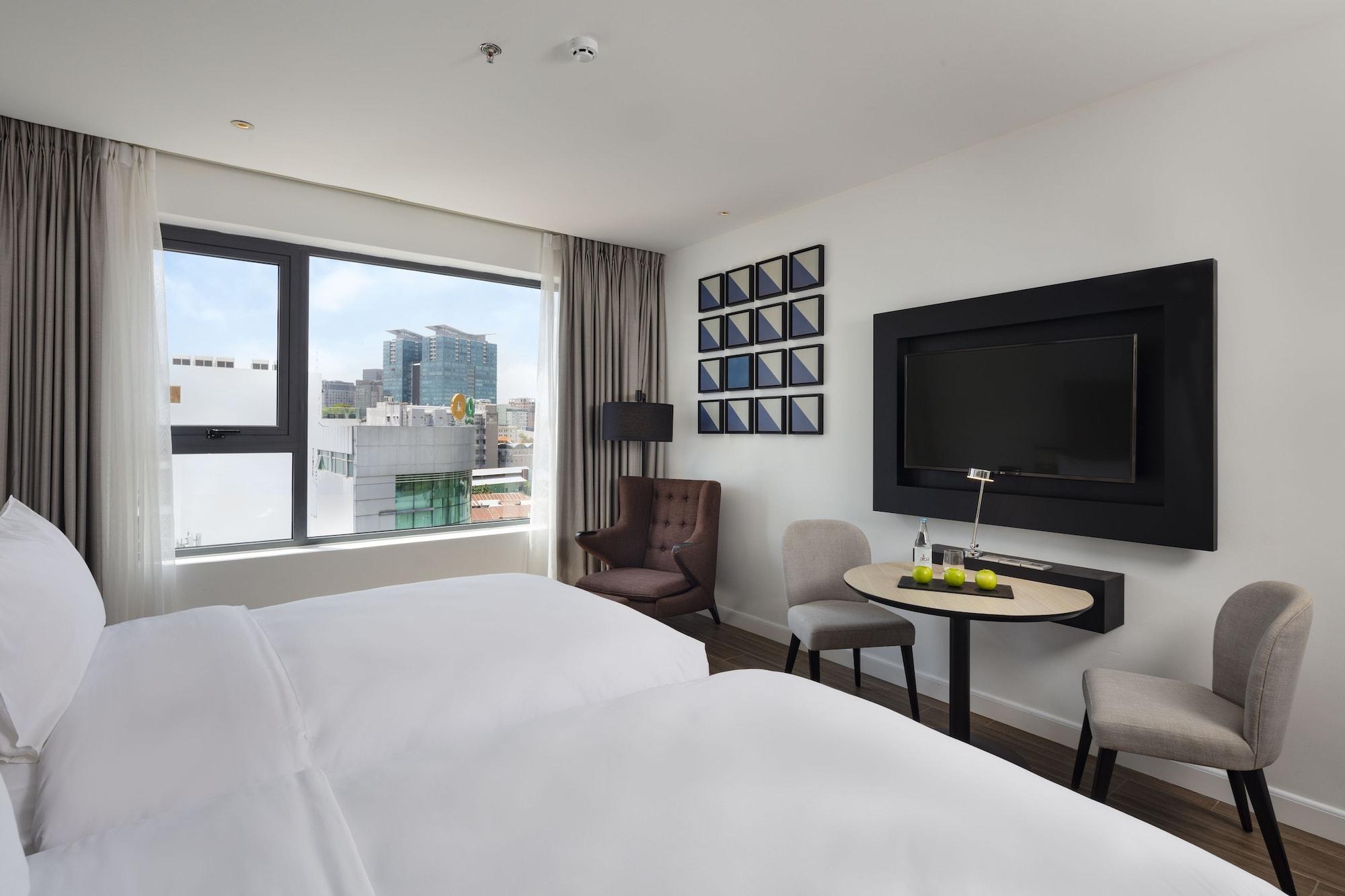 Innside By Melia Saigon 4*