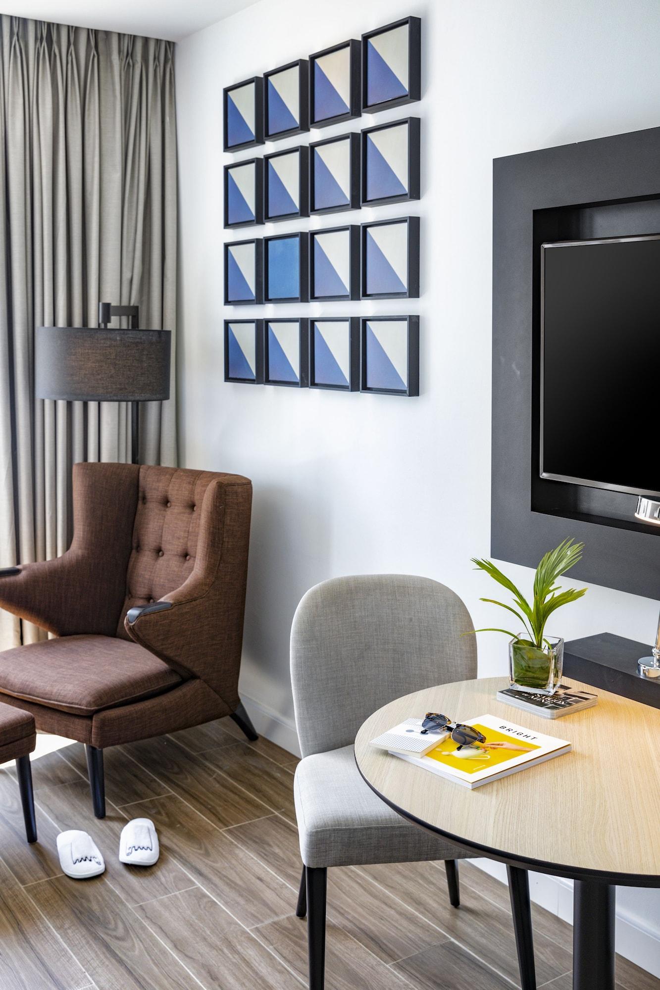Innside By Melia Saigon Hotel 4*