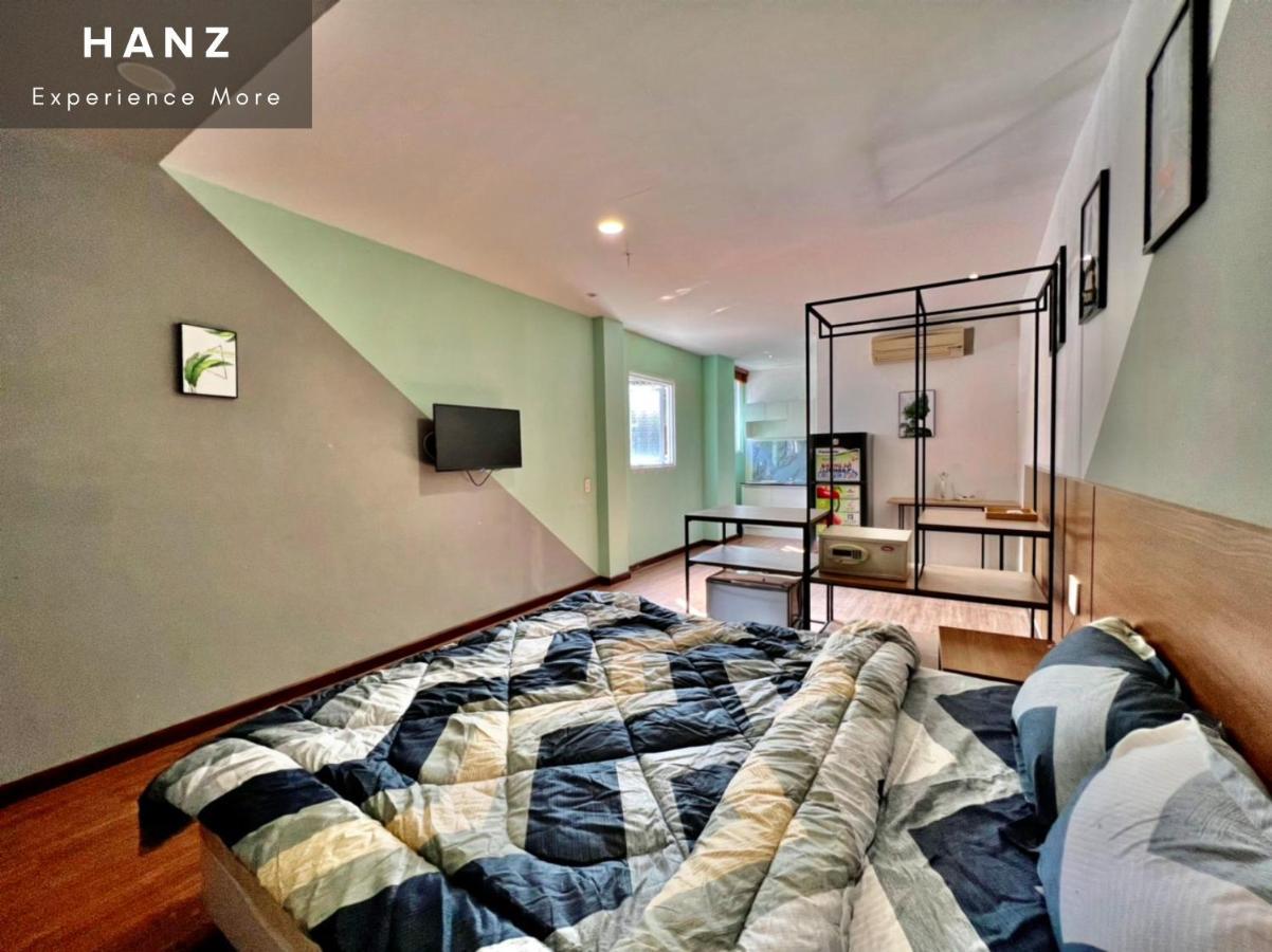 Hanz Premium Corner 10 Nguyen Trai *