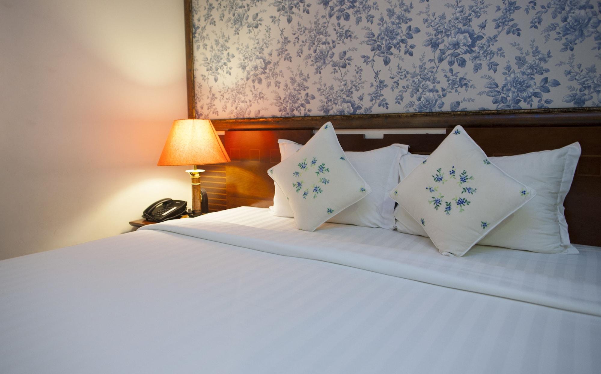 Alagon & Hotel 4*