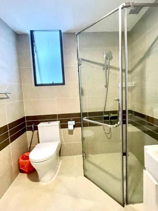 Apartment Biggest And Luxurious 3brs Rivergate