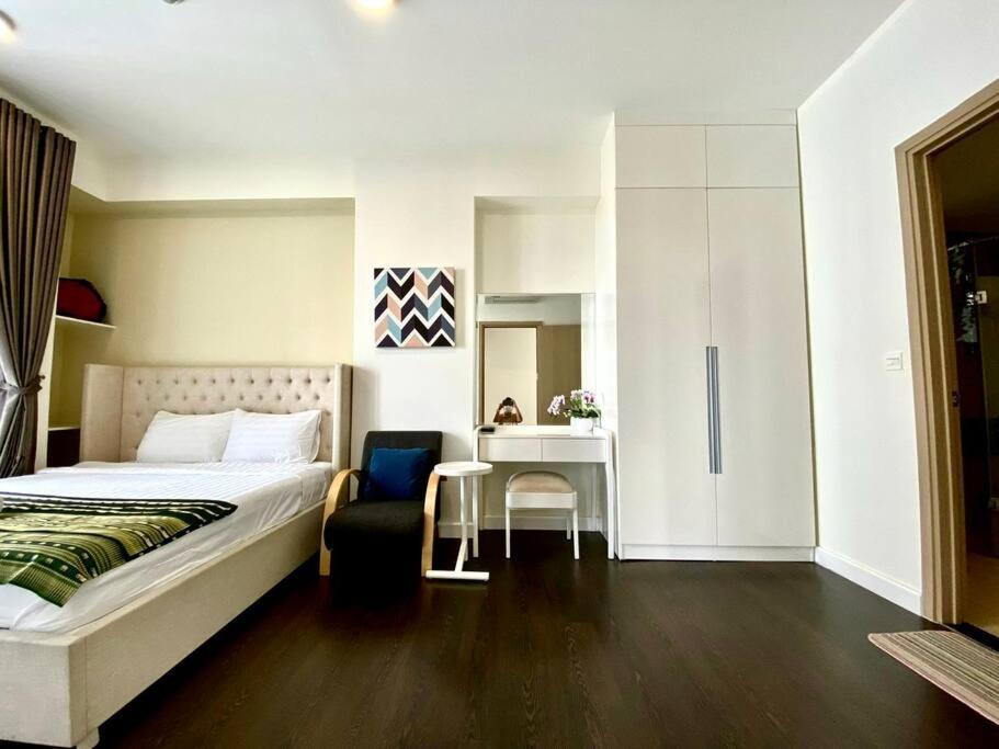 Biggest And Luxurious 3brs Rivergate * Ho Chi Minh City