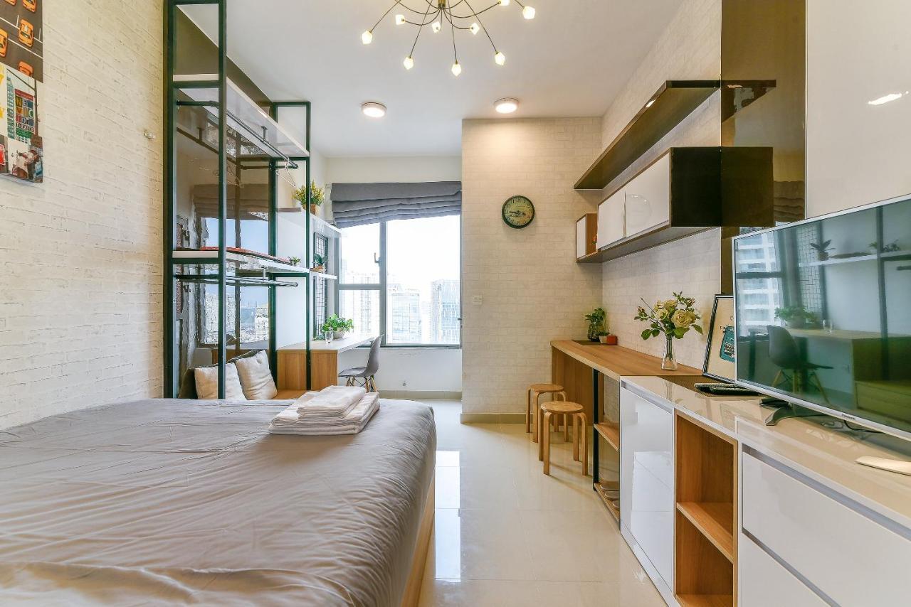 Apartment Nha Uyen Service Saigon Royal *