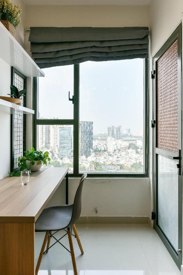 Apartment Nha Uyen Service Saigon Royal *