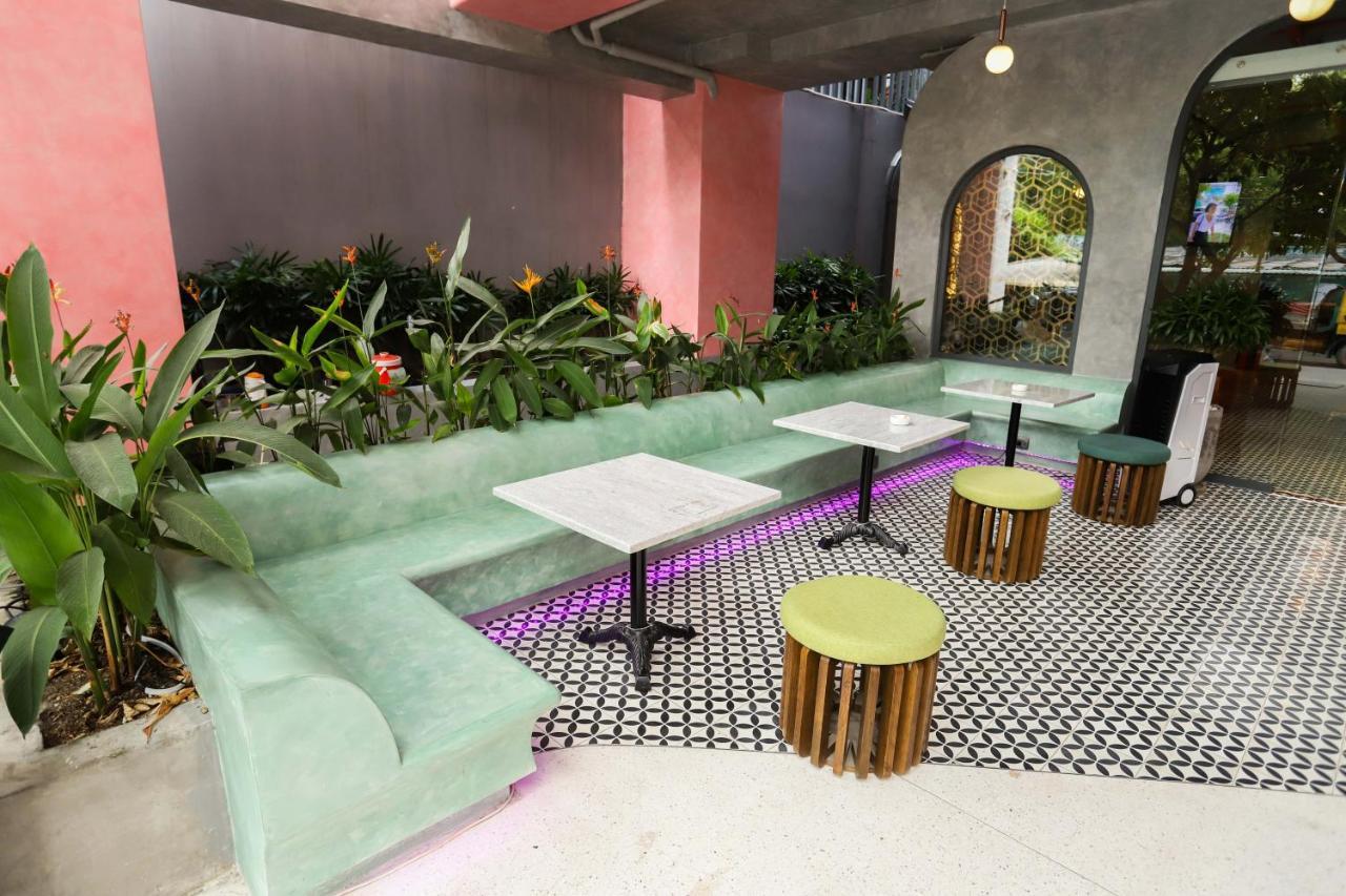 Home Hotel 3*