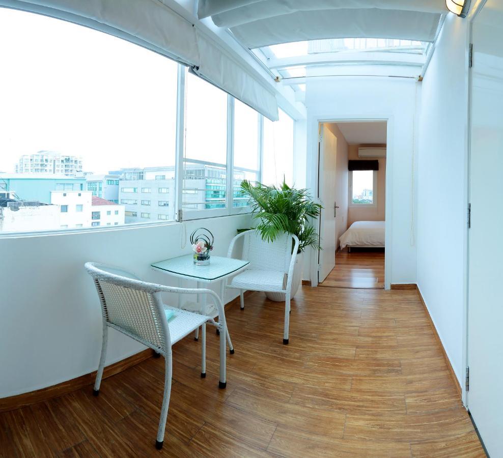Mcgallery Art - Lucky Suite's & Ho Chi Minh City
