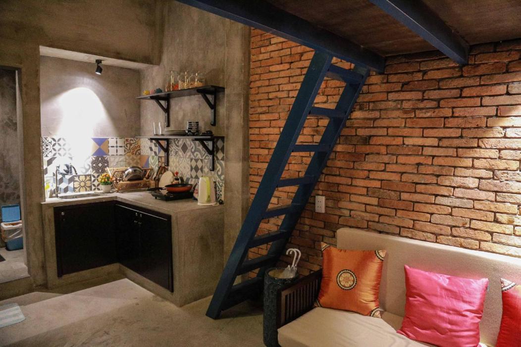 Guest house Stay&chill - S.1: Ancient Nearby Bui Vien Ho Chi Minh City