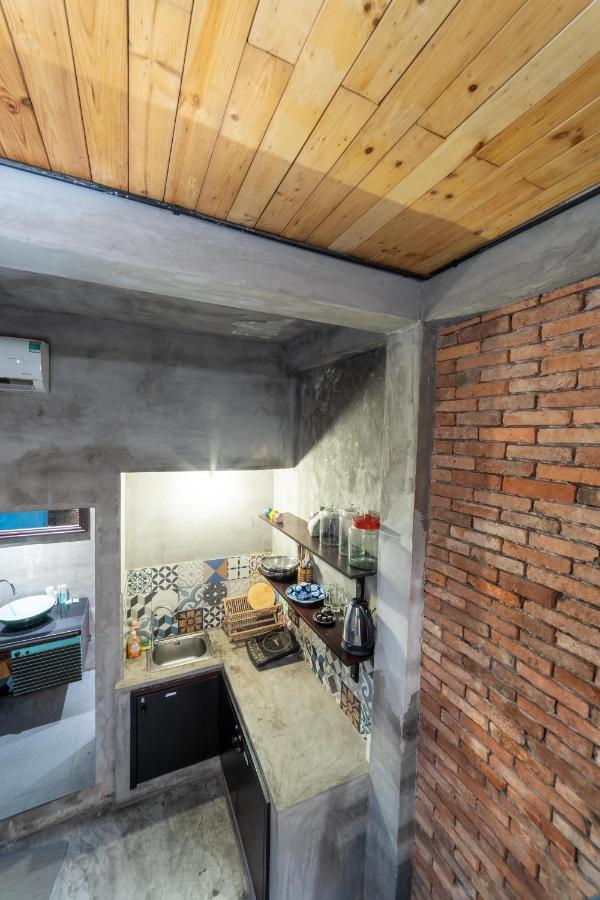 Stay&chill - S.1: Ancient Nearby Bui Vien Guest house