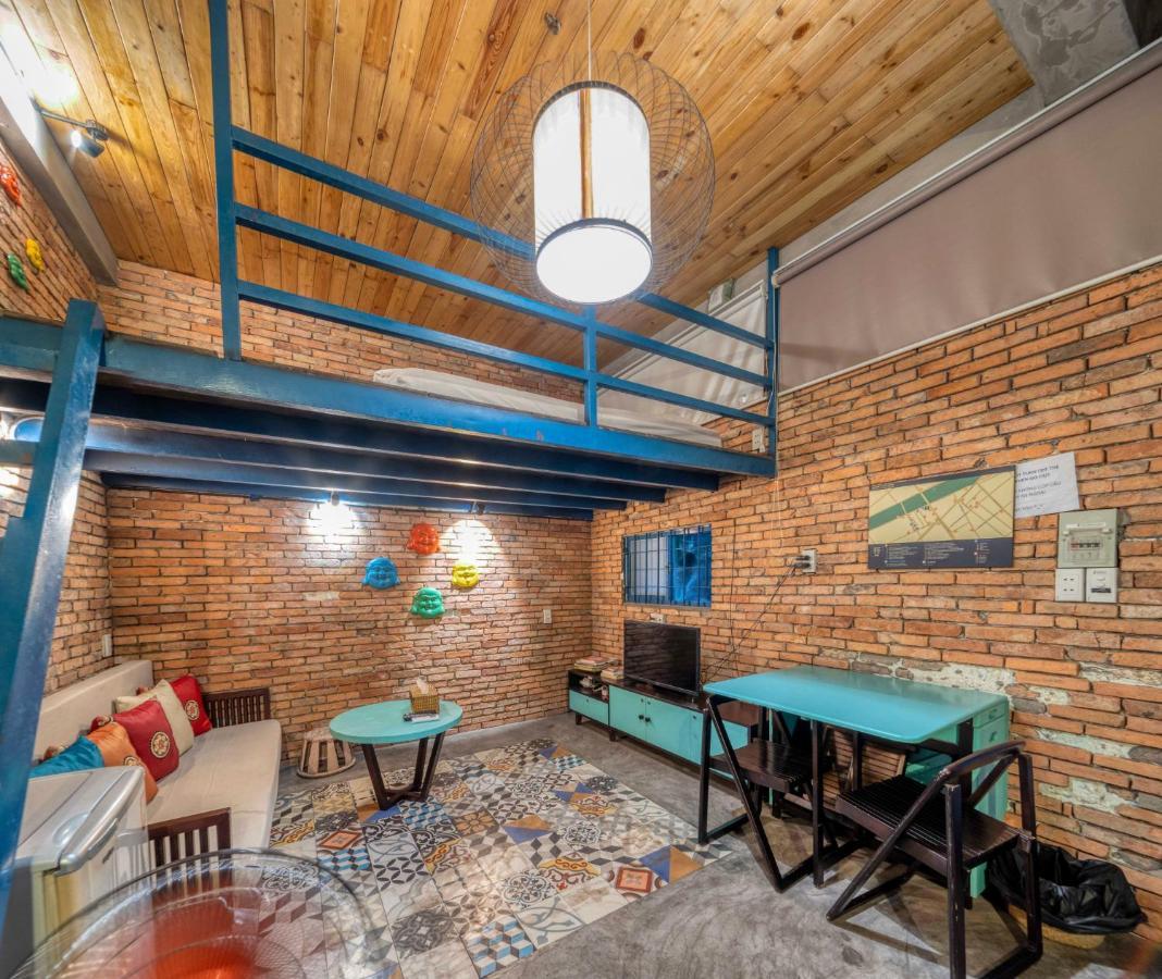 Stay&chill - S.1: Ancient Nearby Bui Vien Guest house Ho Chi Minh City