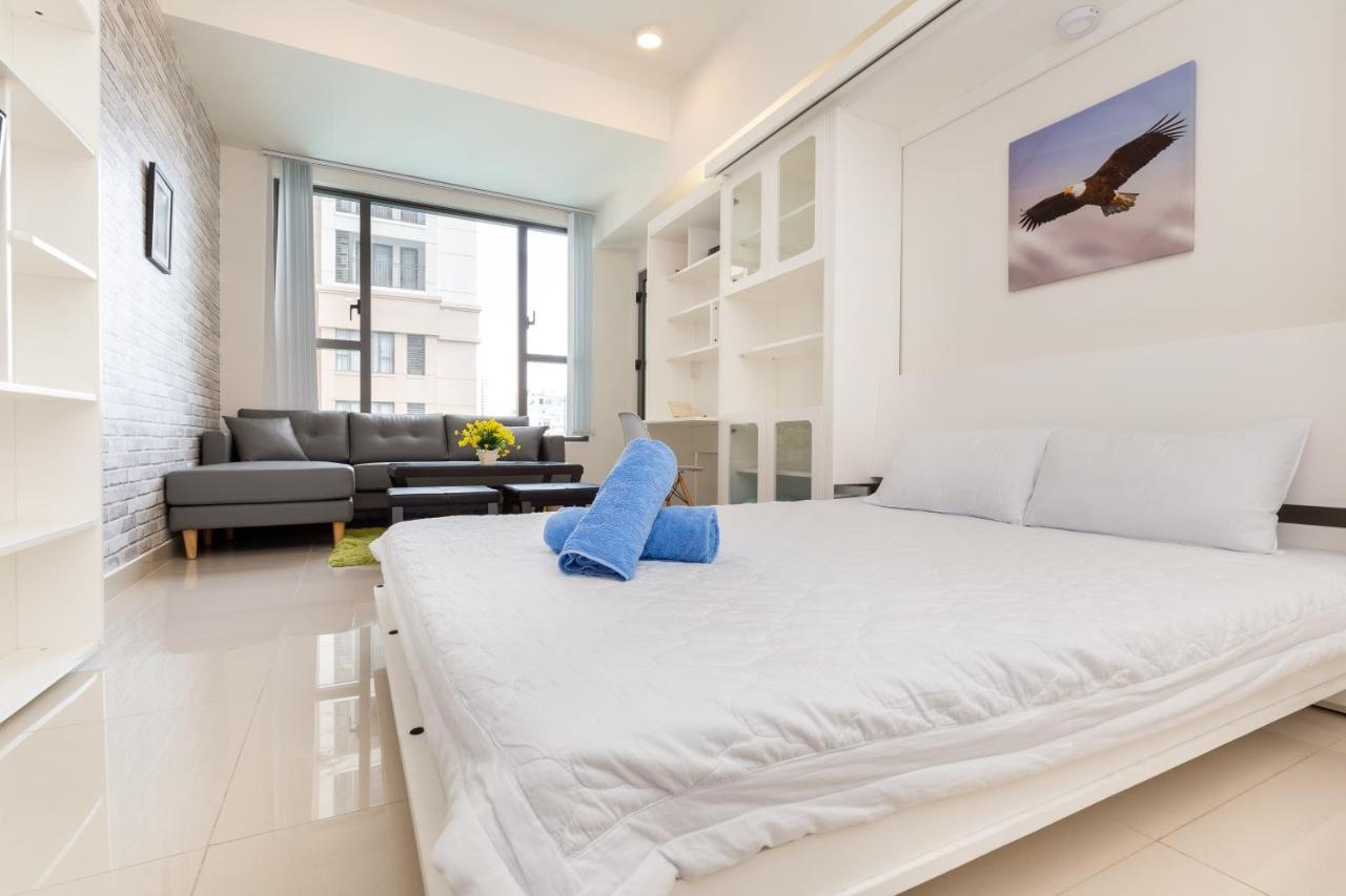 Tresor Pool Gym Accept From 20 Nights Above Apartment *