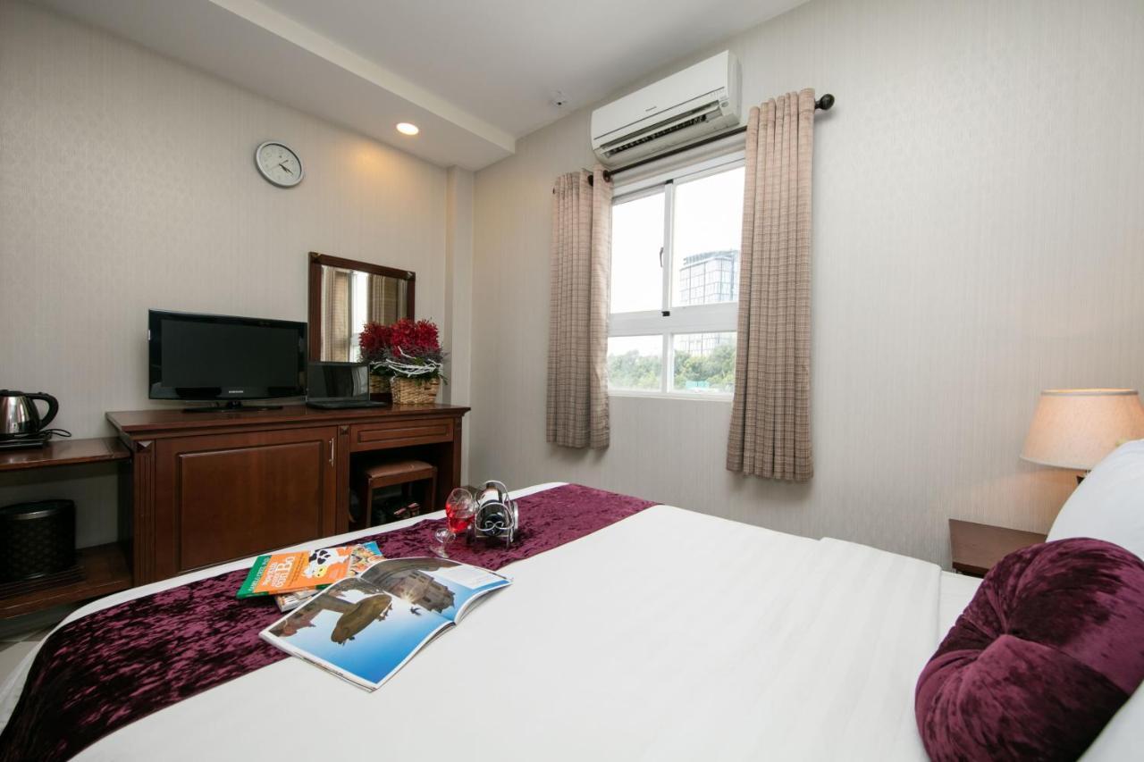 Hotel Quy Hung Hotel Central 3*