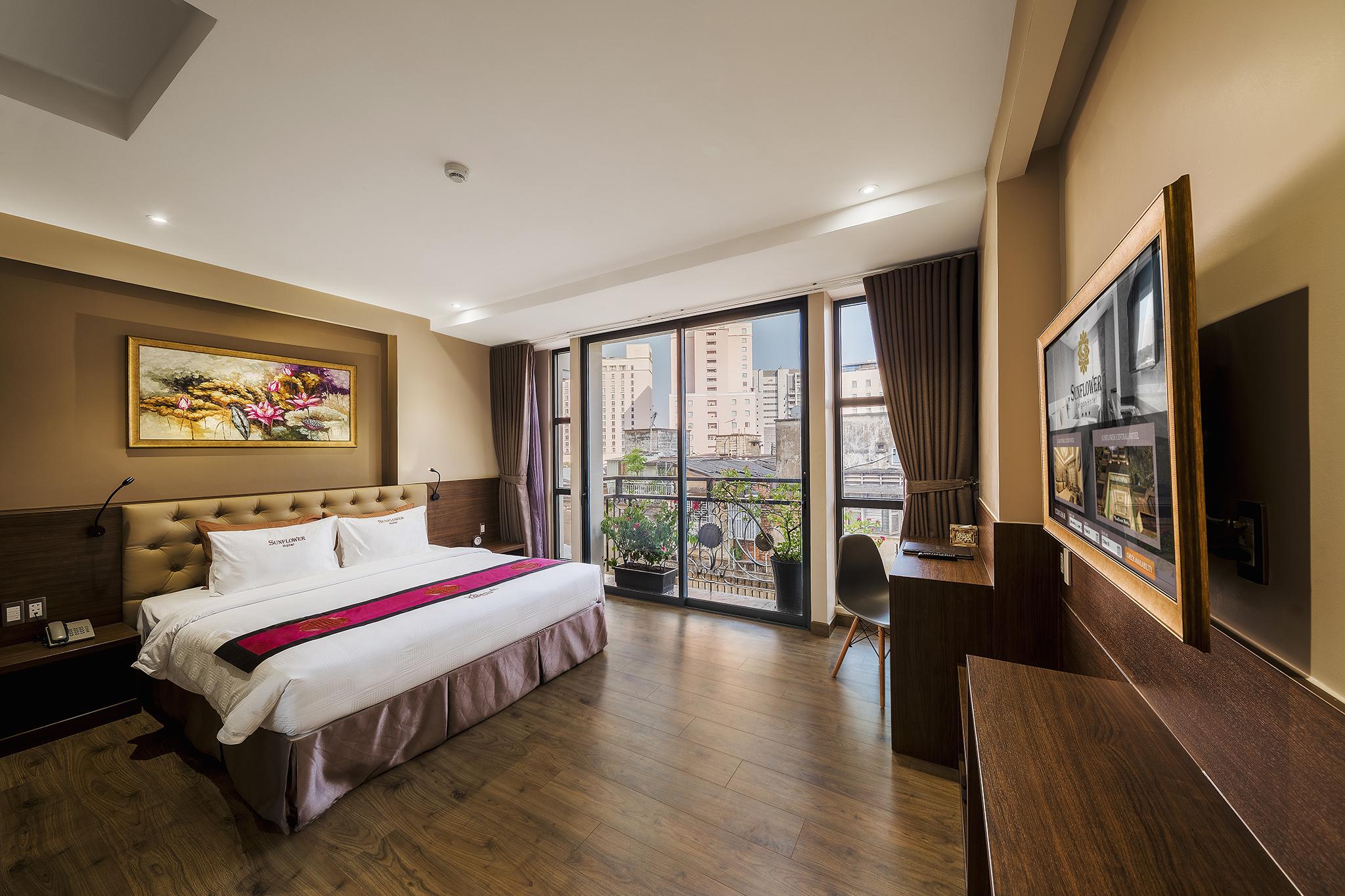 Sun Flower Luxury