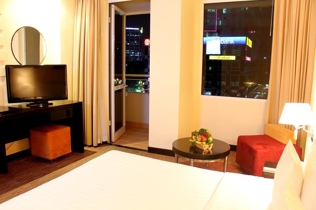 Palace Saigon 4*