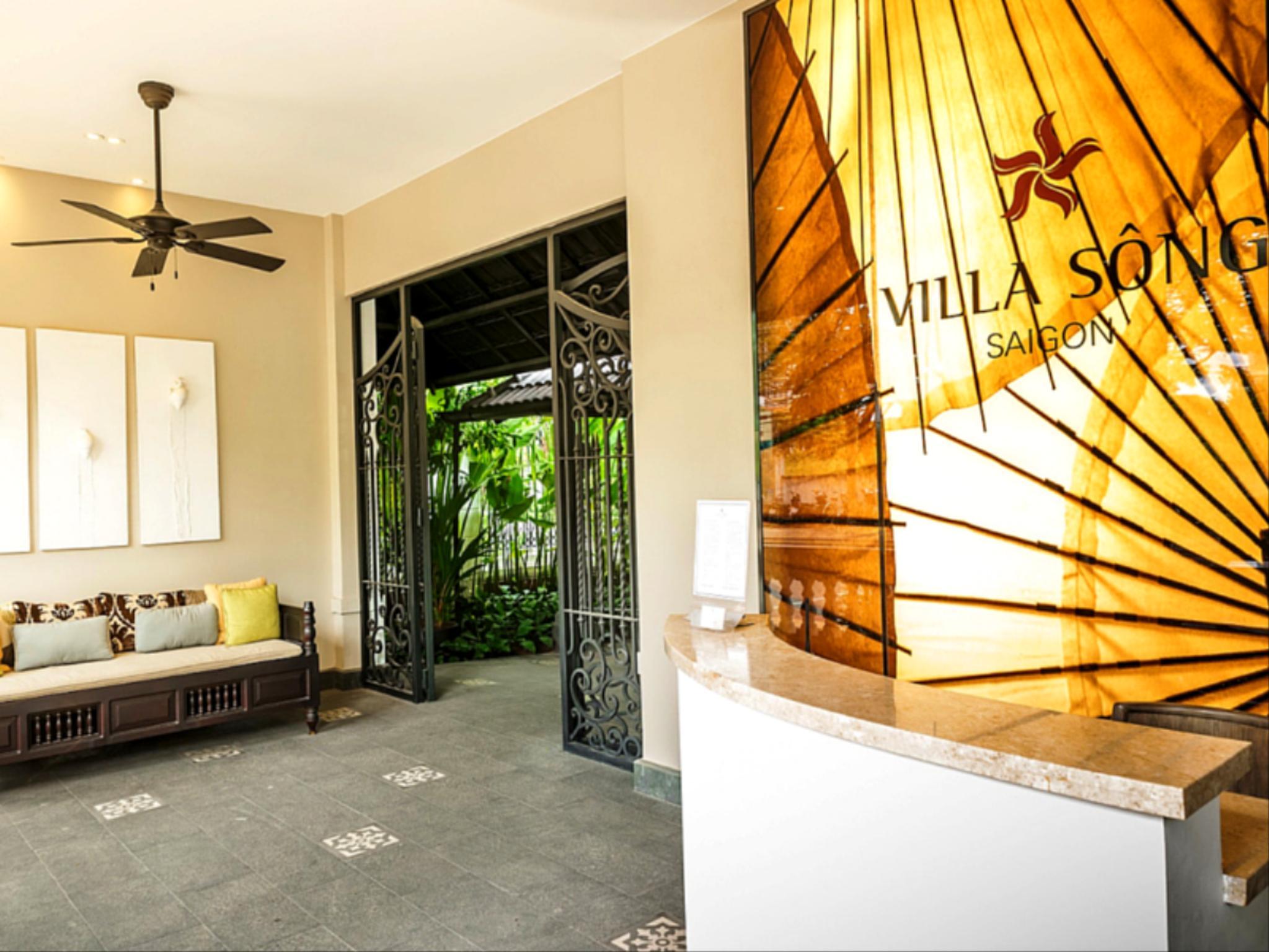 Hotel Song Saigon 4*