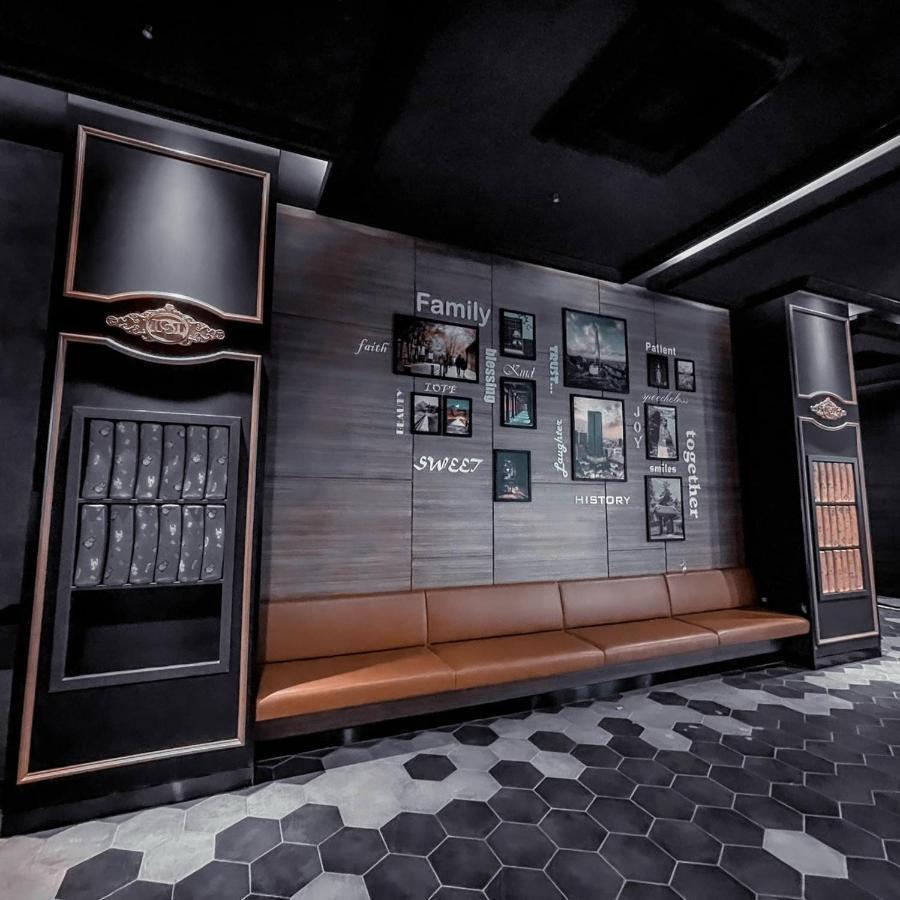 Luxury Gold 86 -rooftop Pool Apartment