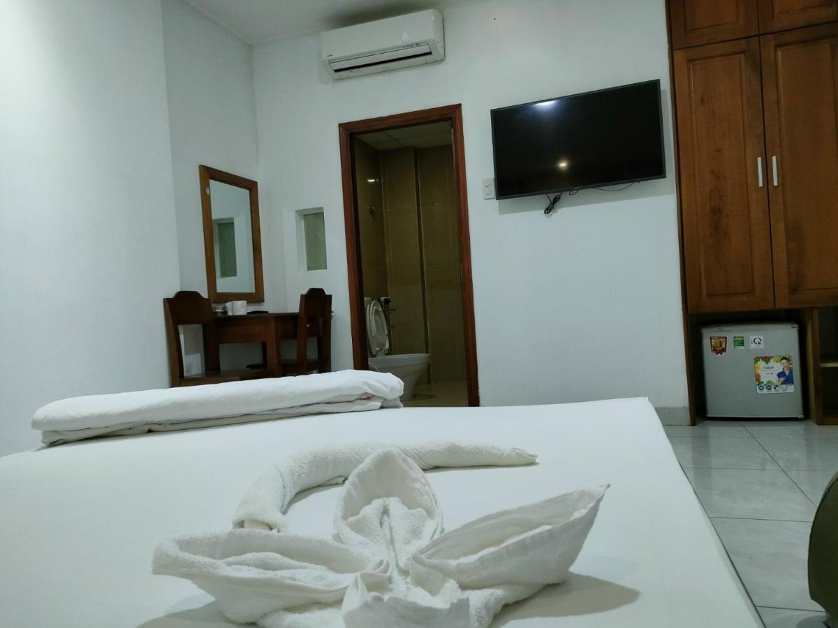 Hotel Khach San Damry
