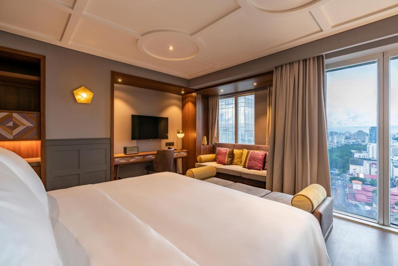Fusion Original Saigon Centre Hotel 5*