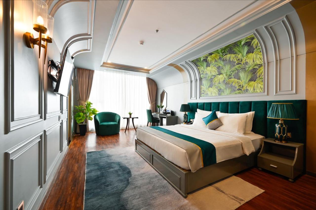 Cicilia Saigon Center Hotel 4*