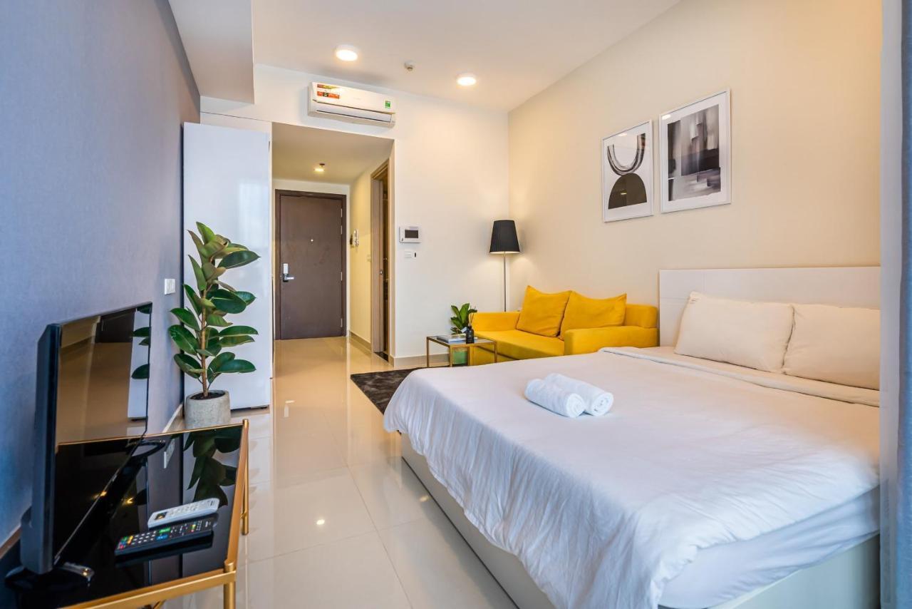 Spacious Saigon - Infinity Pool Signature Apartment Ho Chi Minh City