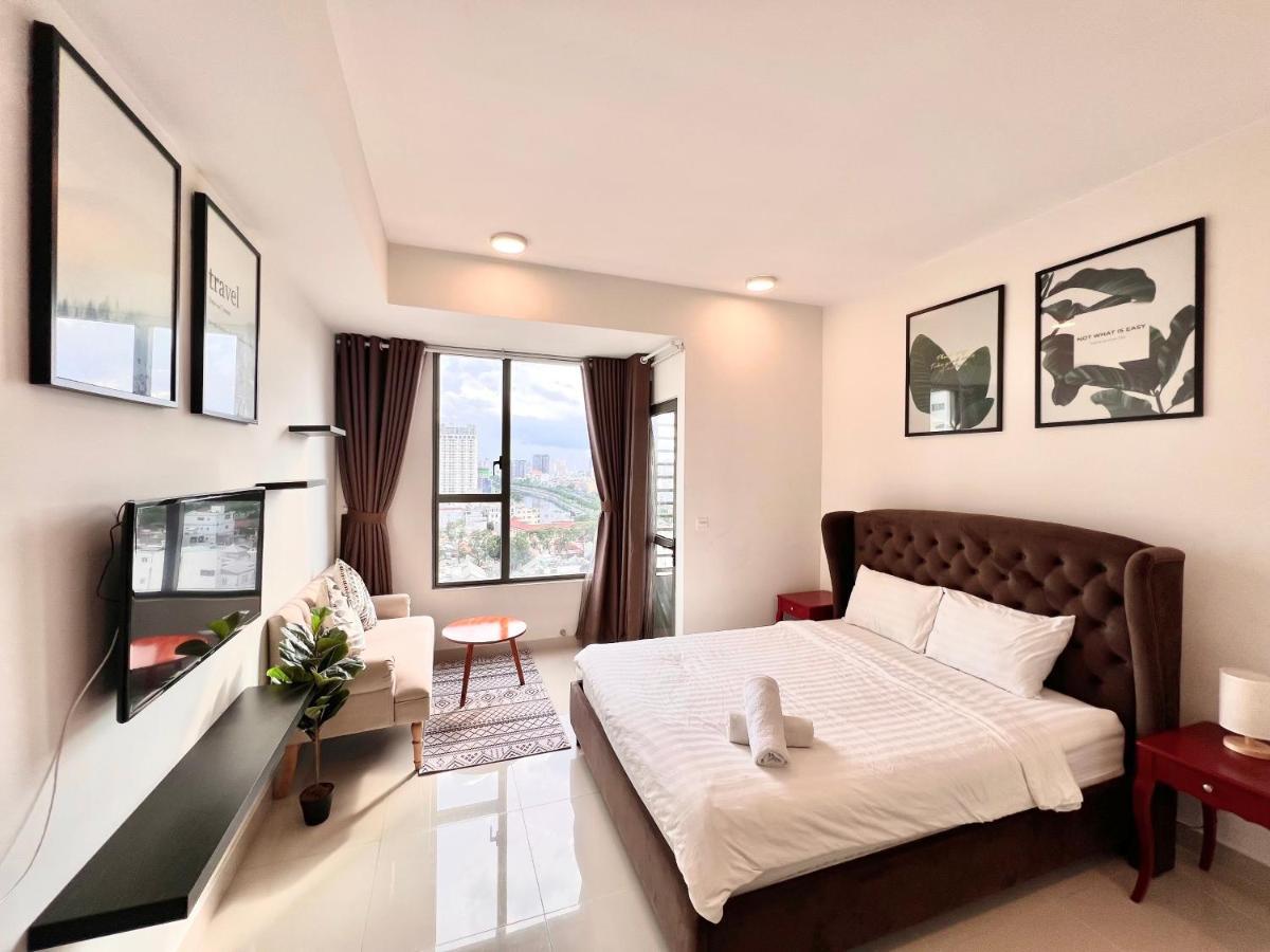 Spacious Saigon - Infinity Pool Signature * Ho Chi Minh City