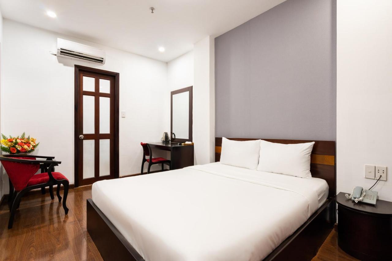 A&A Toronto Hotel Hotel 2*