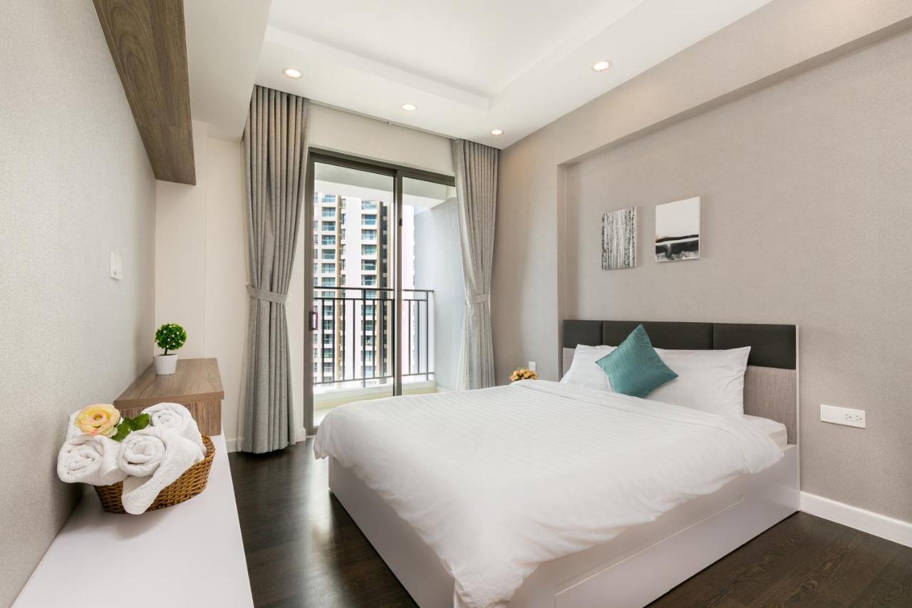 Spacious Saigon - Infinity Pool In Rivergate Apartment Ho Chi Minh City