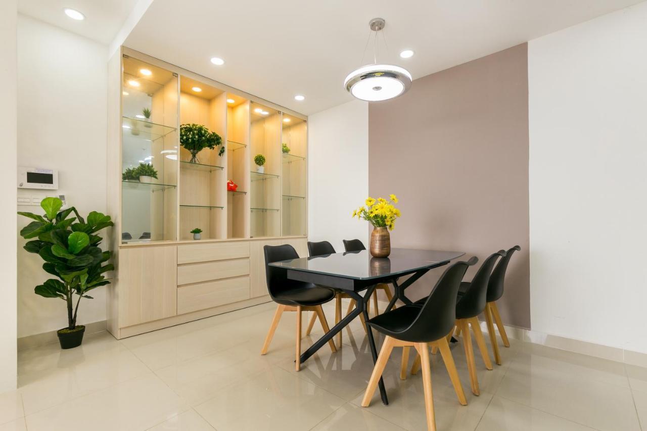 Apartment Spacious Saigon - Infinity Pool In Rivergate Ho Chi Minh City