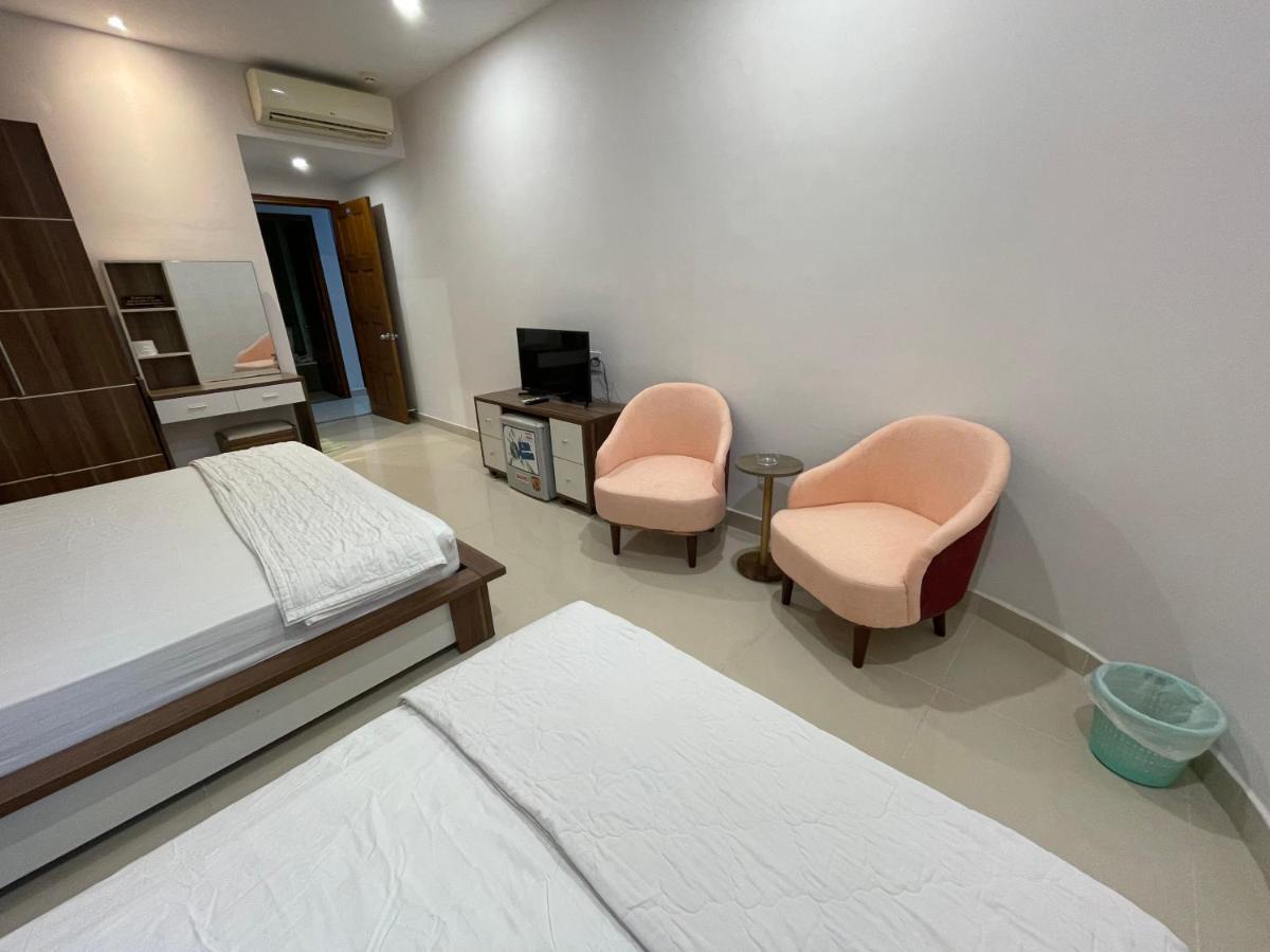Michelle Hotel *