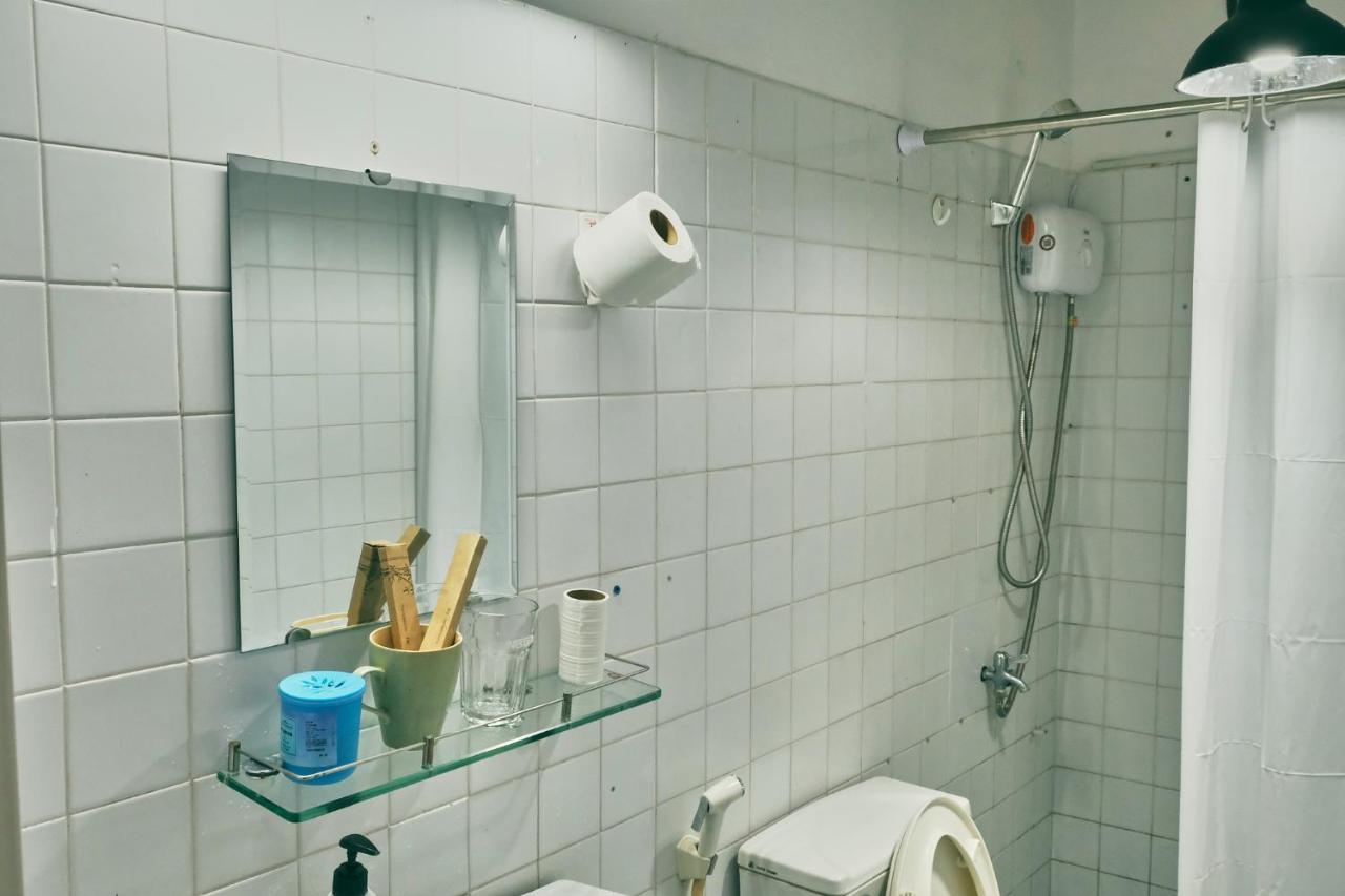 Peaceful Saigon - Entire House 1br In District 1 - Pet-friendly *