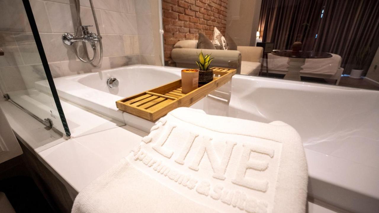 Celine Living - *