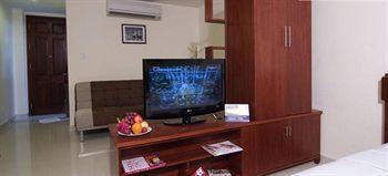 Ipeace - Bui Vien Walking Street Hotel 3*