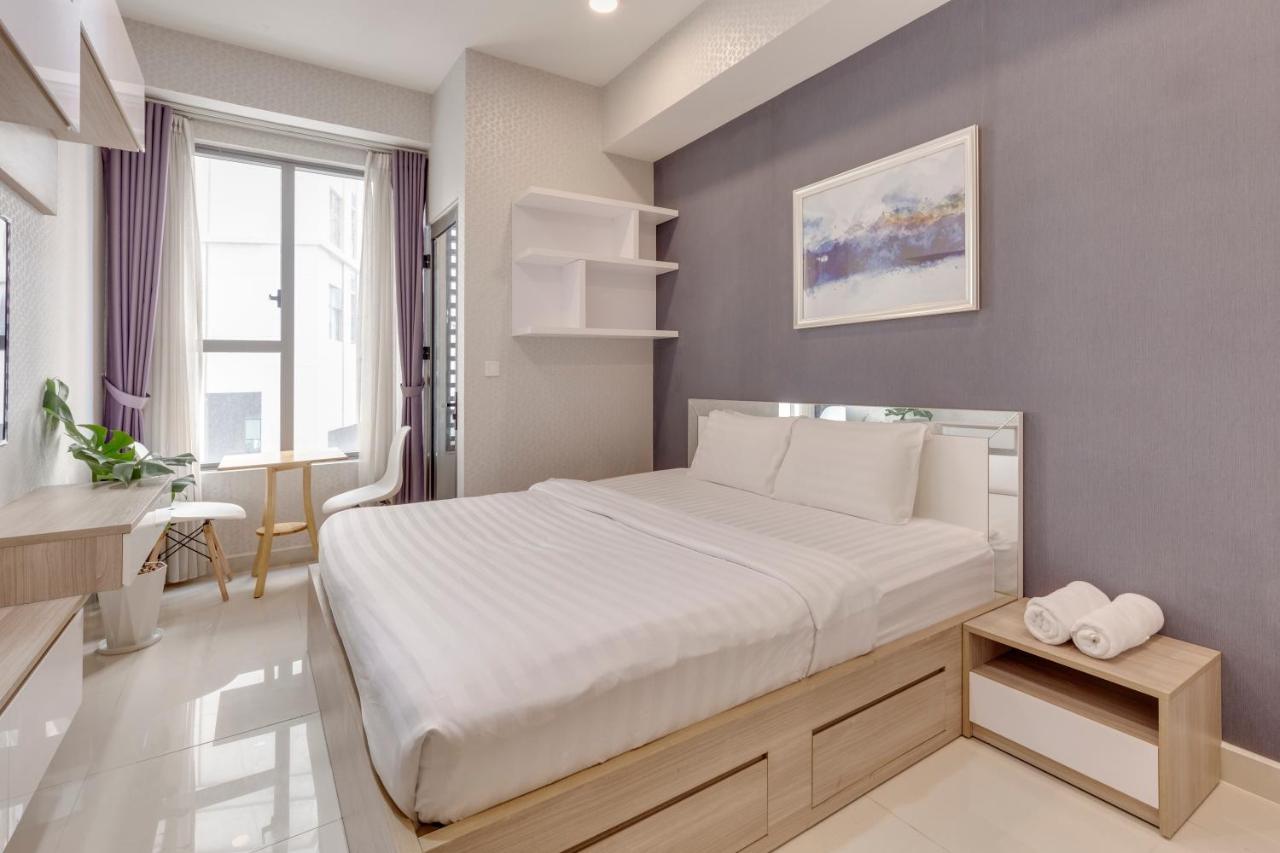 Apartment Nha Uyen Service Saigon Royal *