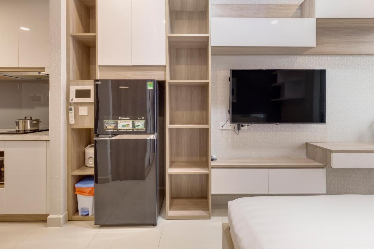 Apartment Nha Uyen Service Saigon Royal *