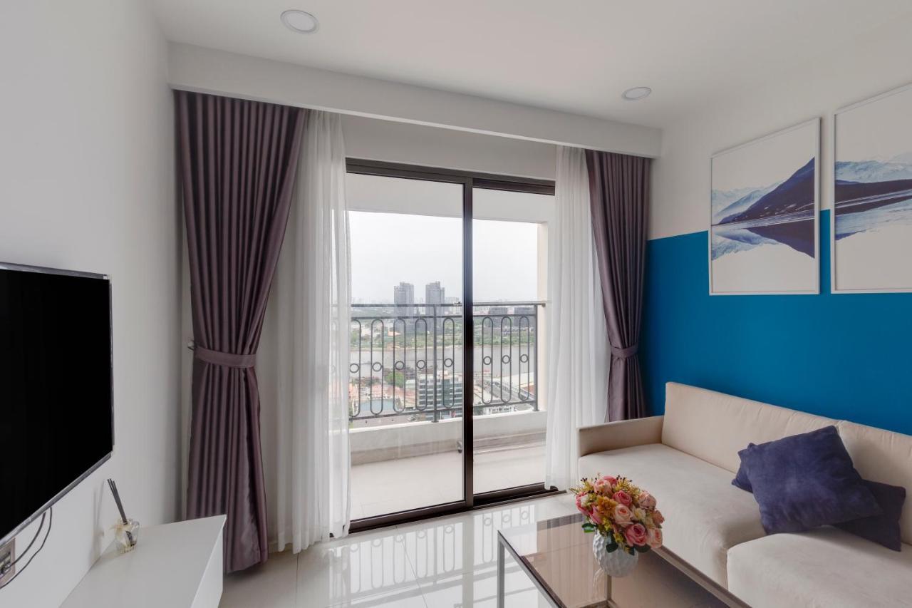 Apartment Nha Uyen Service Saigon Royal *