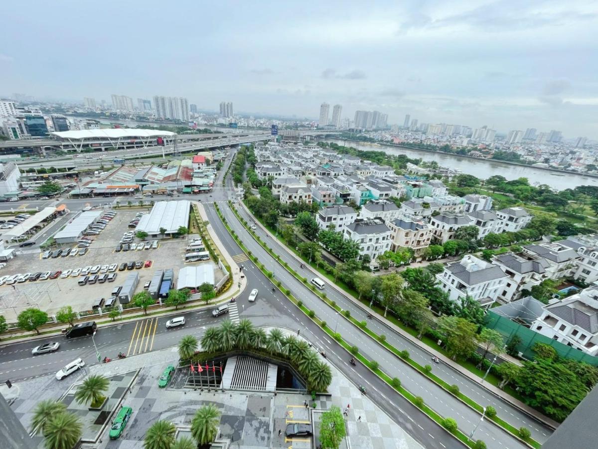 Happy Homes - Vinhomes Park * Ho Chi Minh City
