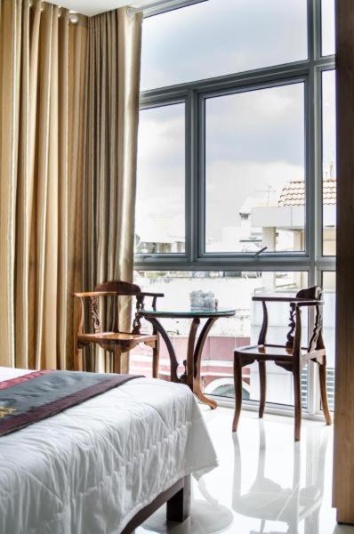 Thu Ha Airport - San Bay Tan Son Nhat Hotel