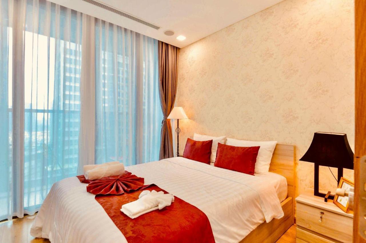 Happy Homes - Vinhomes Park Apartment