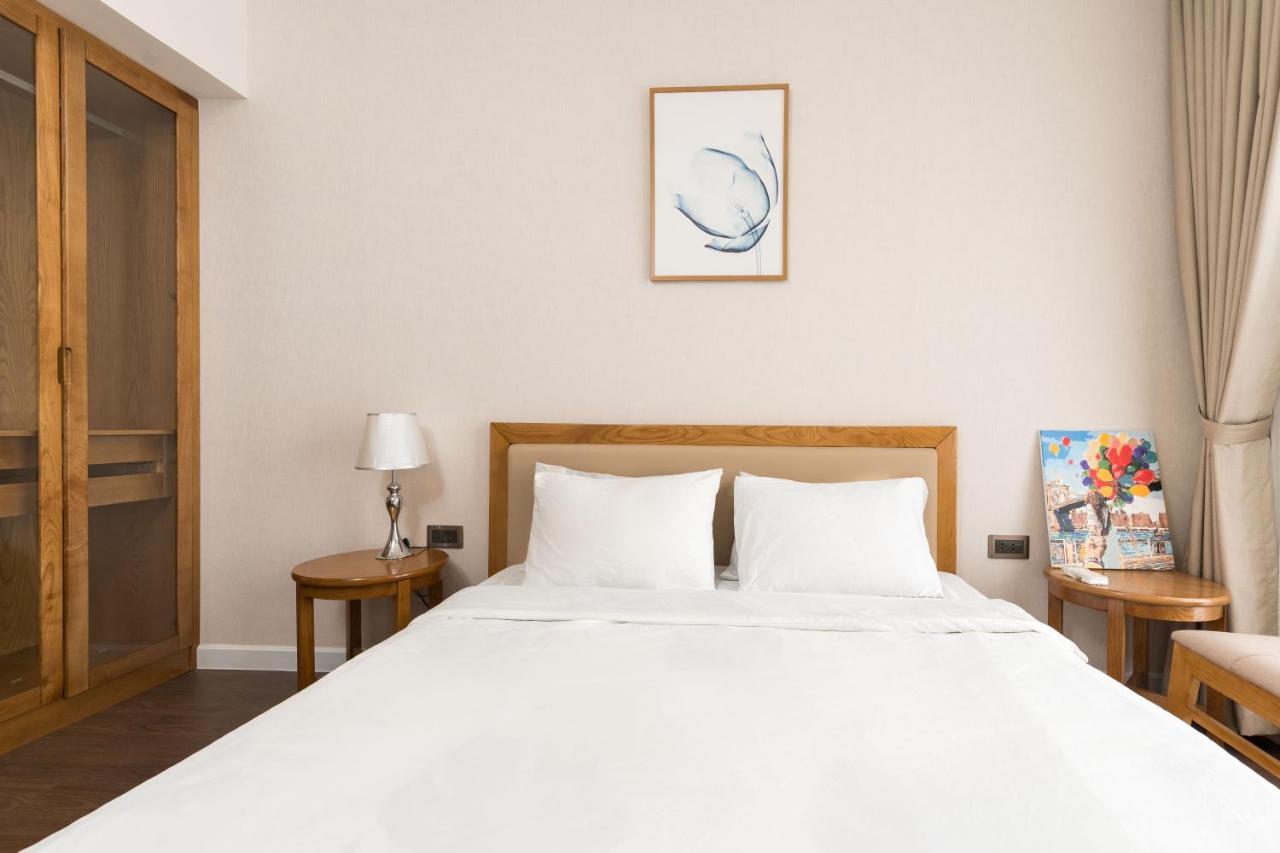 Căn hộ Saigon Royal 2 Bedrooms Amazing View For Over 30 Nights TP. Hồ Chí Minh