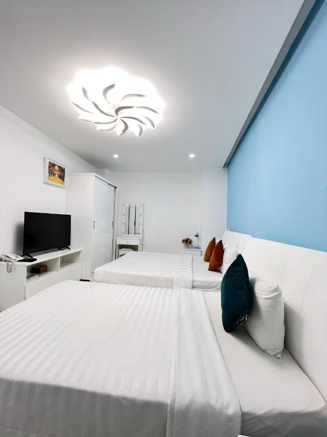 Valentine Luxury - 31 Bui Vien Street Hotel