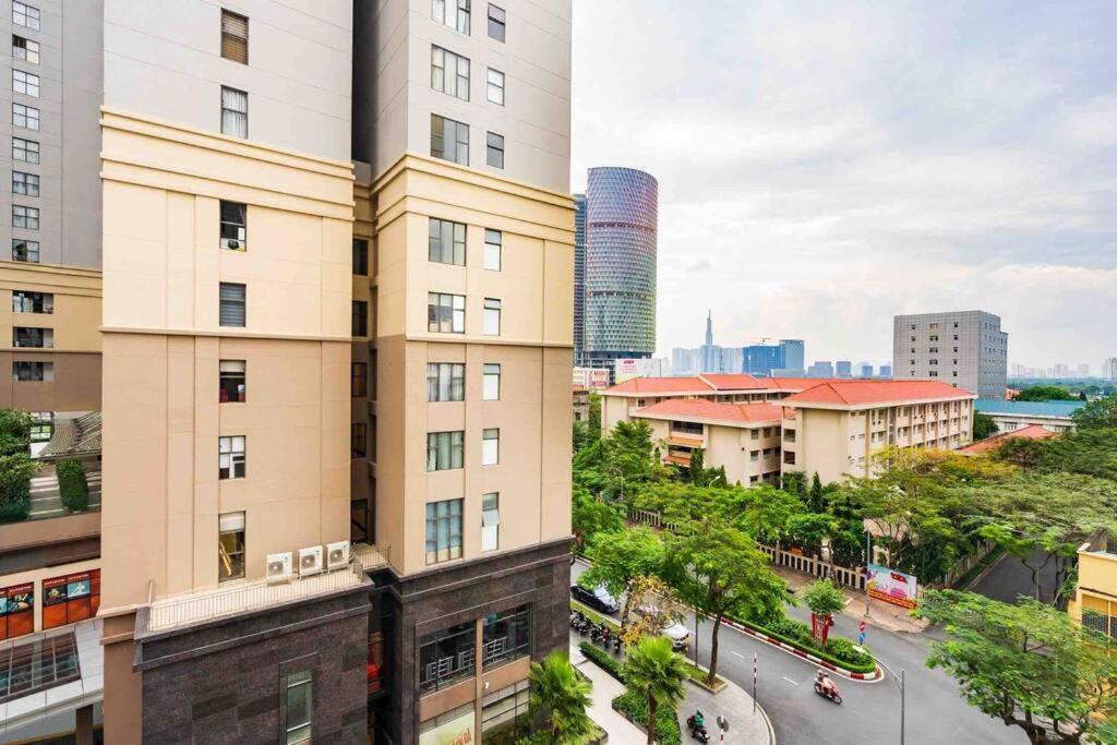 Saigon Royal Big