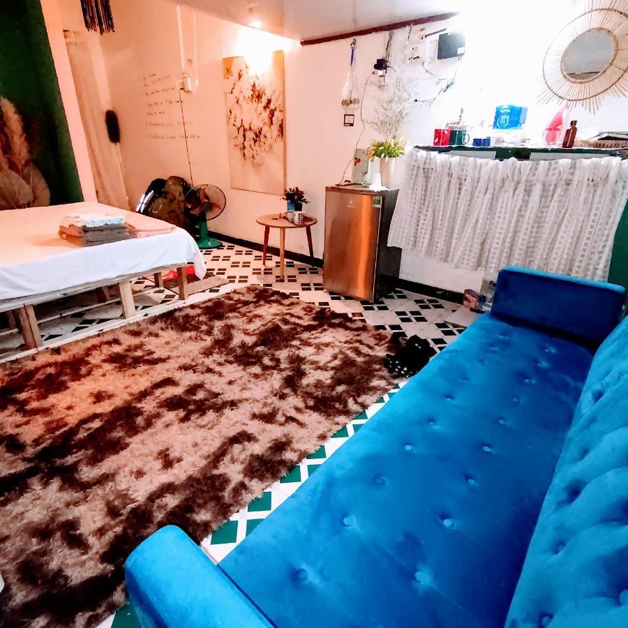 Apartment 134 Lily's Colorful Private House In Center Ho Chi Minh City
