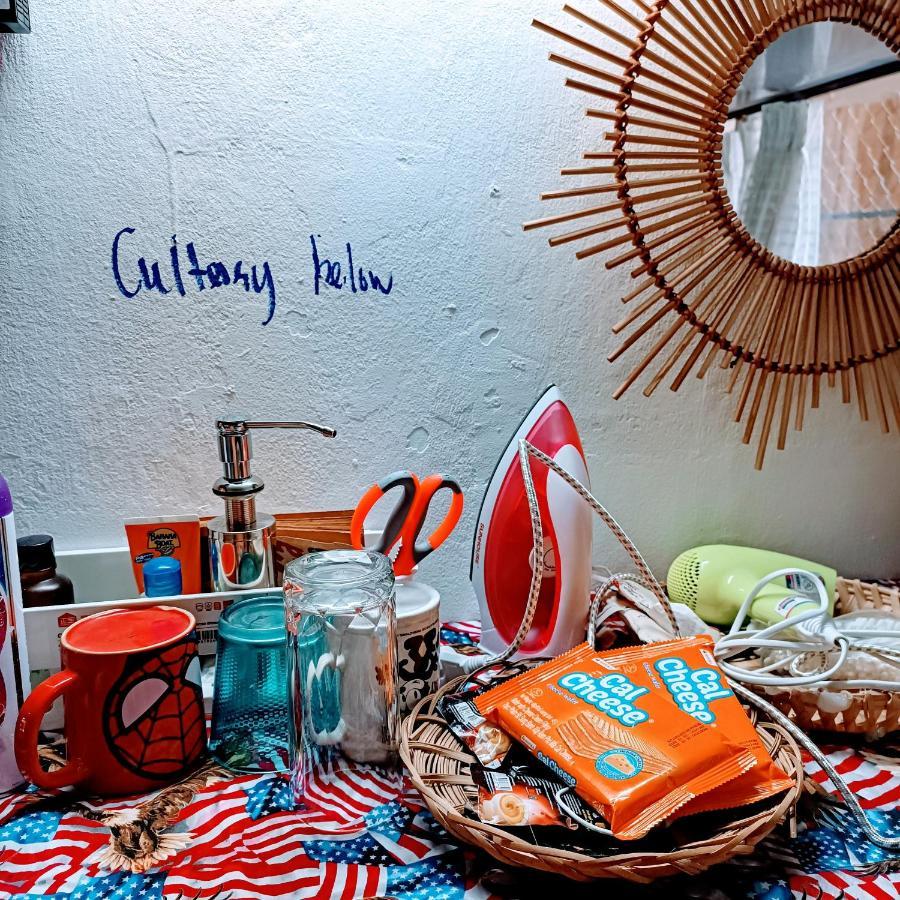 134 Lily's Colorful Private House In Center Ho Chi Minh City