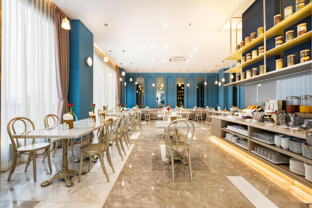 Hotel Jovia