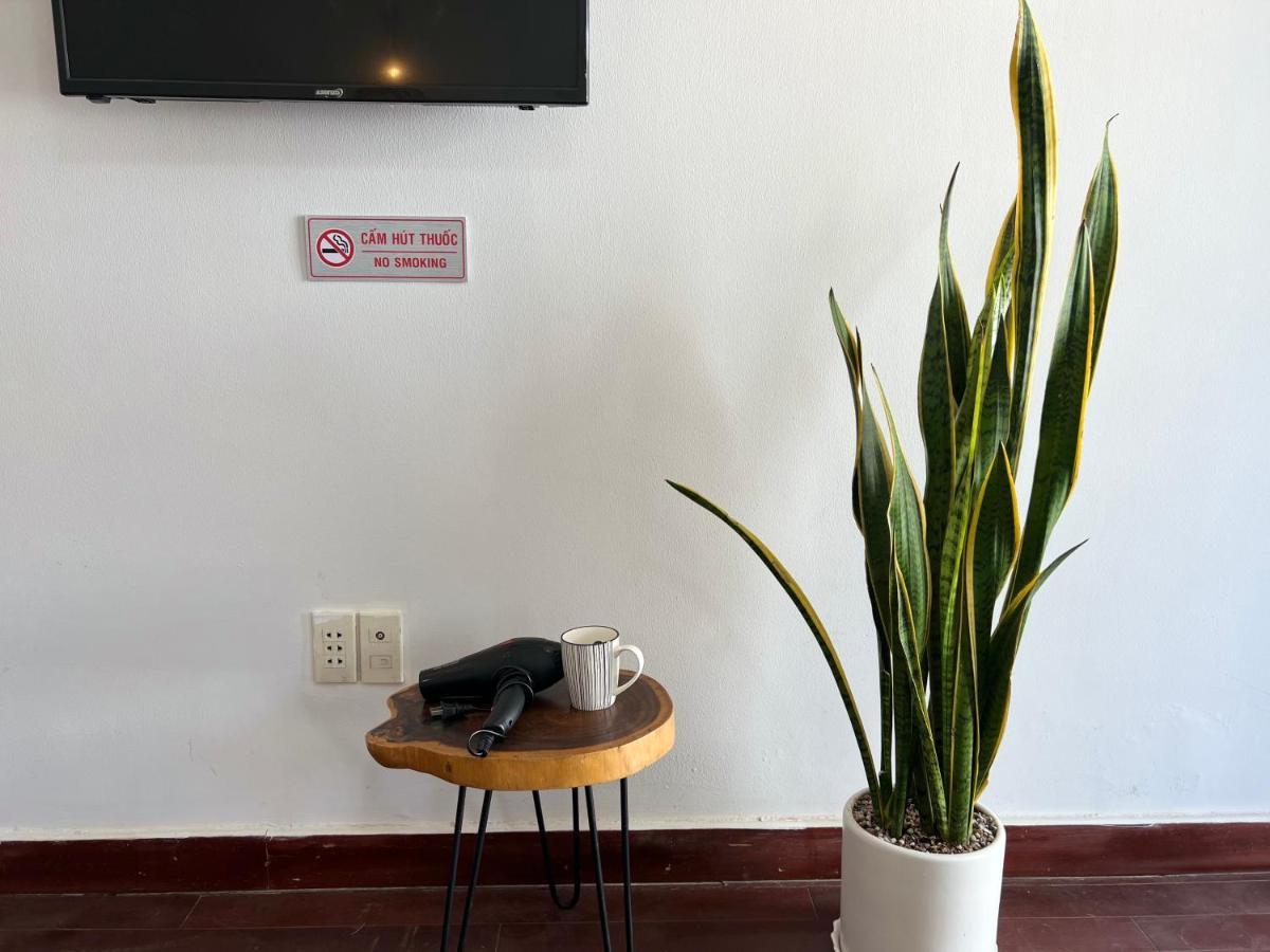 Co Saigon Homestay *