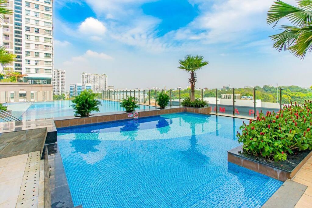 Near Airport, 5 Minutes To Center * Ho Chi Minh City