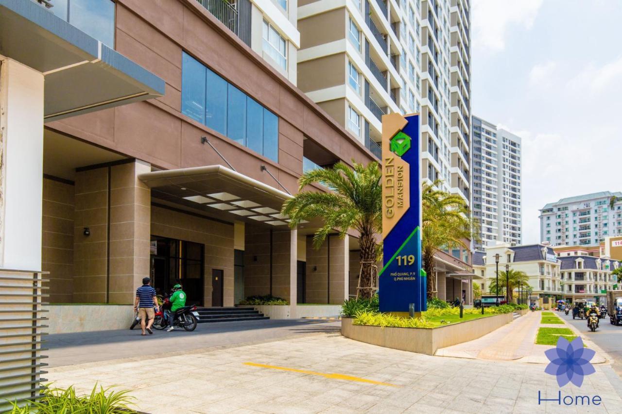 Near Tan San Nhat Airpot TP. Hồ Chí Minh