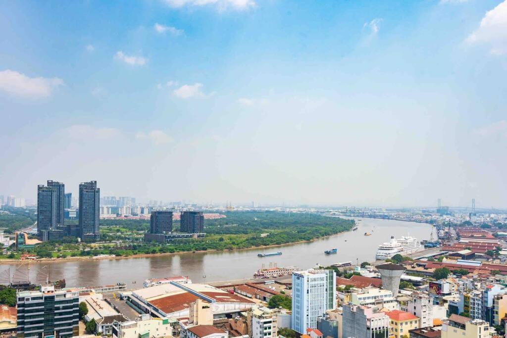 Tresor Building - 3br - Highfloor View - Hana Apartment *