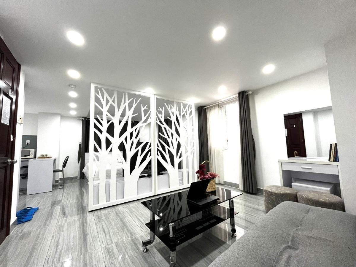 Mo Mo Apartment